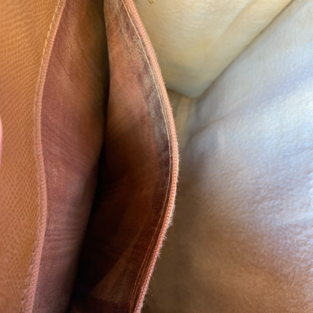 ❎ HOLD Bally Top Handle Shoulder Bag with Turnlock, Rare Vintage - Picture 11 of 12